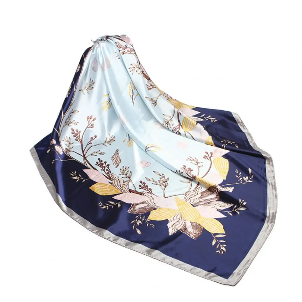 

Square Retro Hair Scarves Imitation Silk Neck Wear Ladies Hair Wraps for Woman