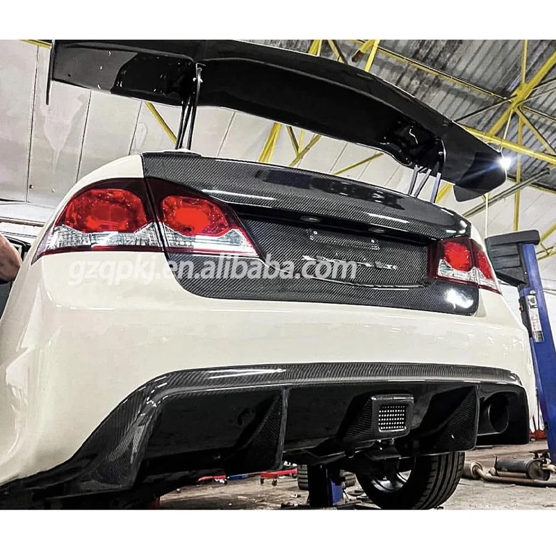 Suitable for Honda civic civic FD2 upgraded diffuser feels rear lip civic FD2 body kit spoiler with light rear diffuser