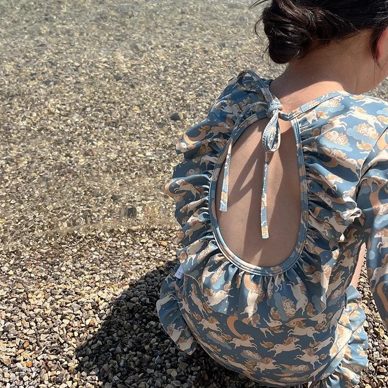 新しい女の子用水着長袖バックレスワンピース子供用水着インスリトルキッズ水着日焼け止めかわいいデザイン