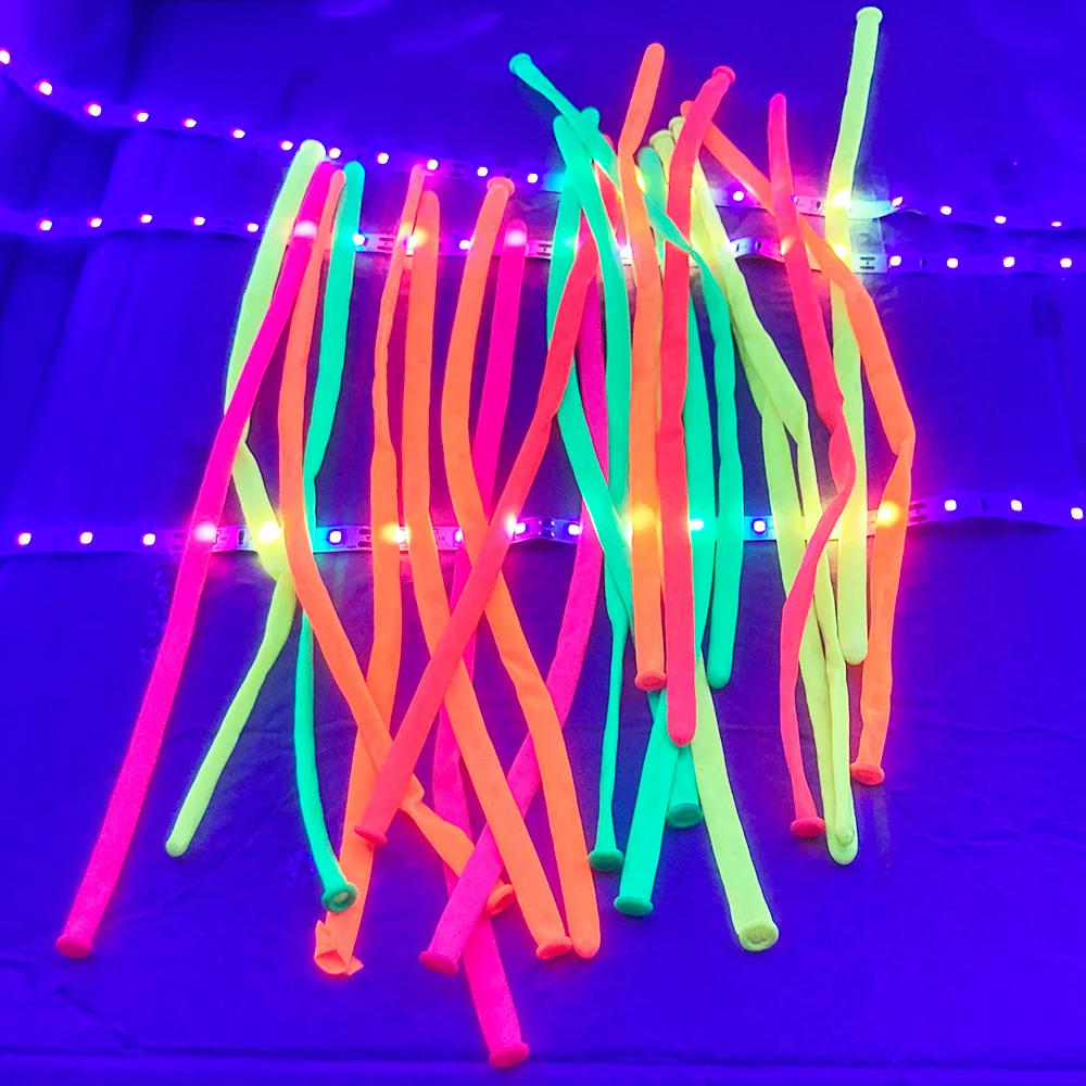 30 Stück UV-Neon-Luftballons, die im Dunkeln leuchten, Dekorationen, Schwarzlicht-Glühen, Partyzubehör, fluoreszierender Latex-Ballon für Geburtstagsdekoration – Detail 4