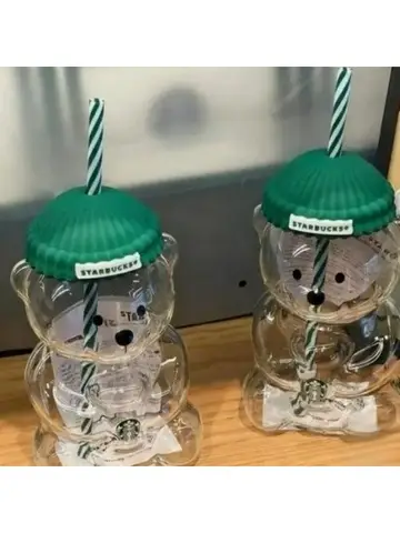 large capacity 500ML Cute Bear Glass Cup 2025 New Christmas Gift Durable for Coffee Beer Wine Cocktails Straw Mug