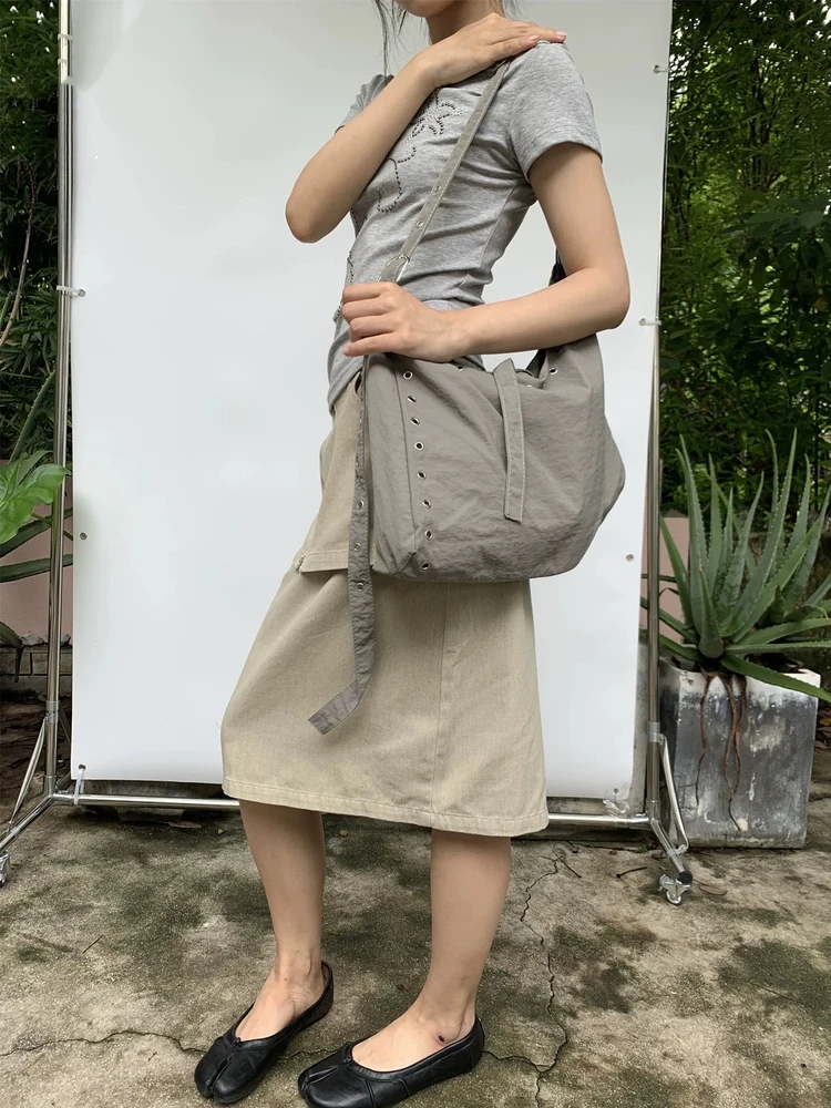 

2025 New Niche Circular Ring Design Tote Canvas Bag Fashion Versatile Lightweight Large Capacity Shoulder Bags