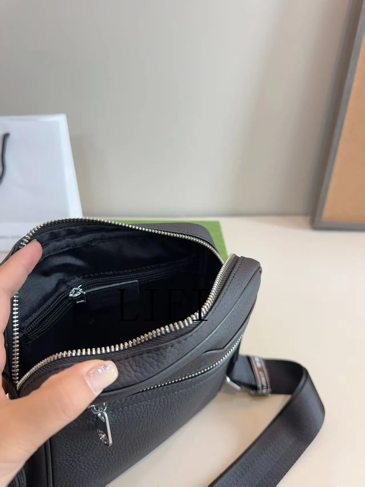 TOP Luxury Designer Quality Men's Genuine Leather Chest Bag Top Cowhide Sling Shoulder Bags Leisure Trend Small Crossbody Pack 9