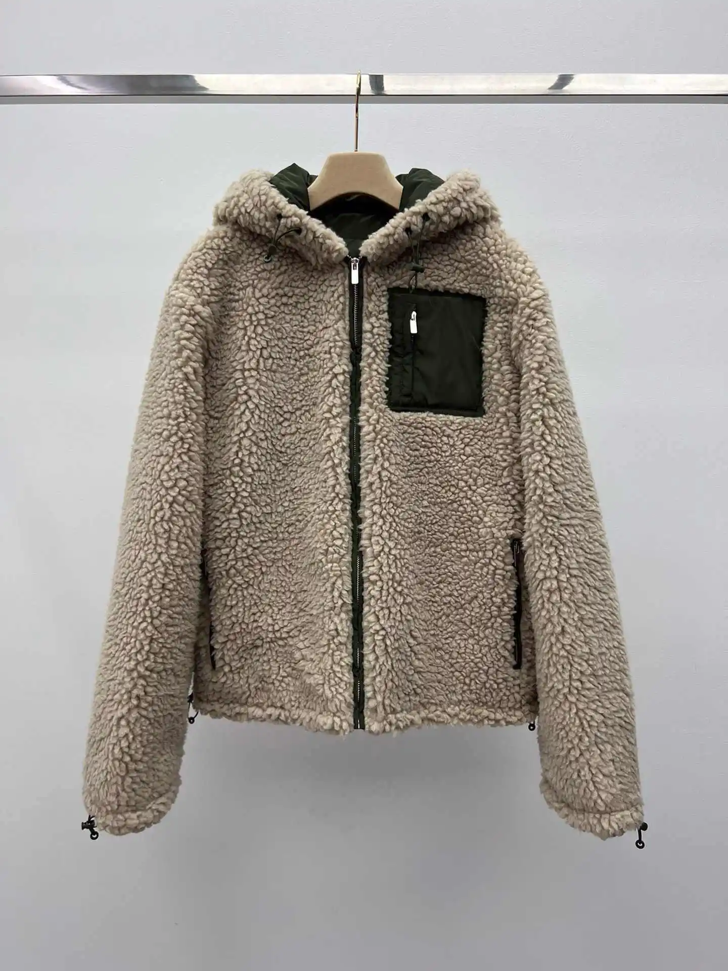

2025 New Autumn Winter Letter Patch Hooded Loose Fleece Jacket Casual All-match Cardigan Coat