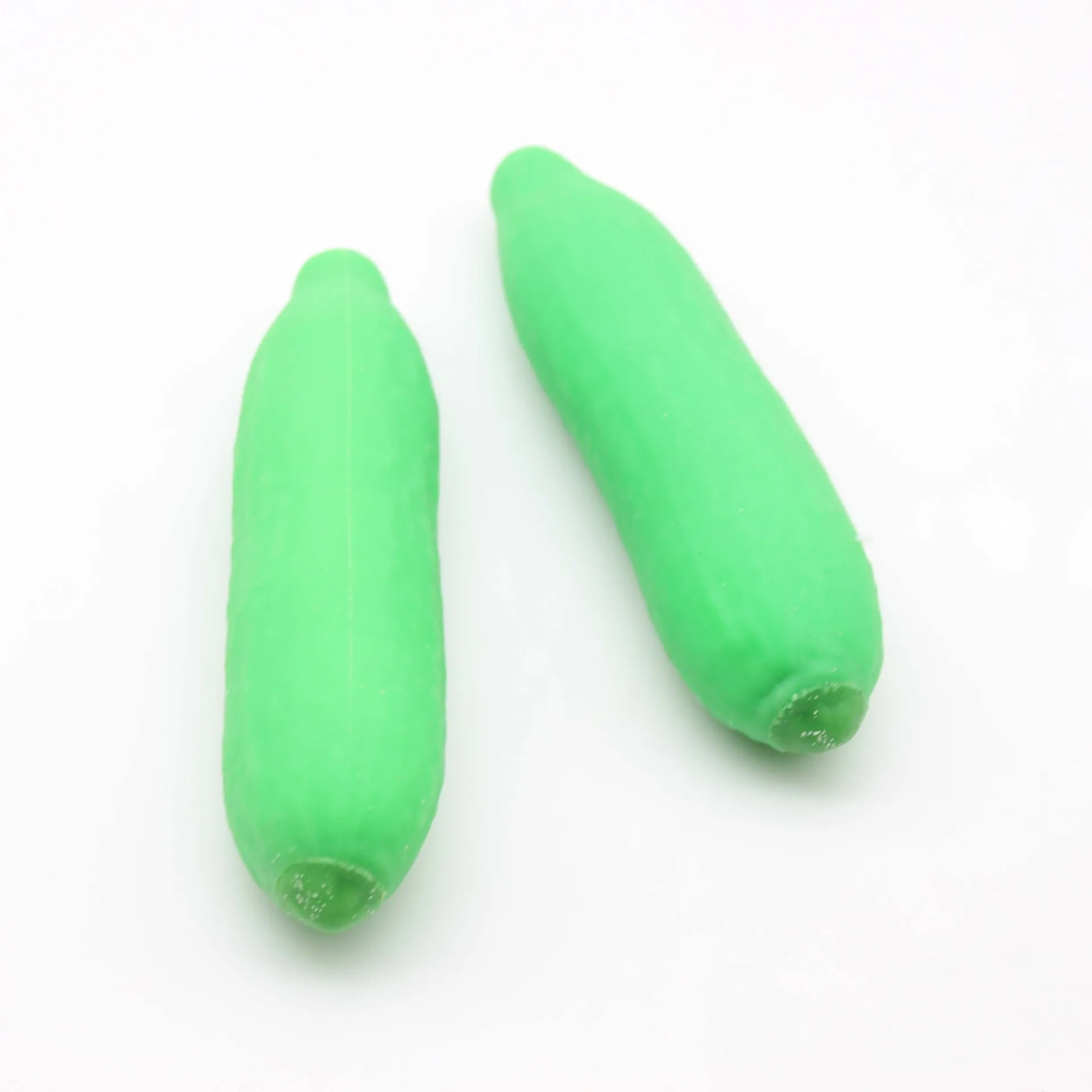 2Pcs Anti-Stress Toy Simulated Cucumber Stretching Vegetable Fruit Stress Relief Toy Kids Adults Gift Prop J161