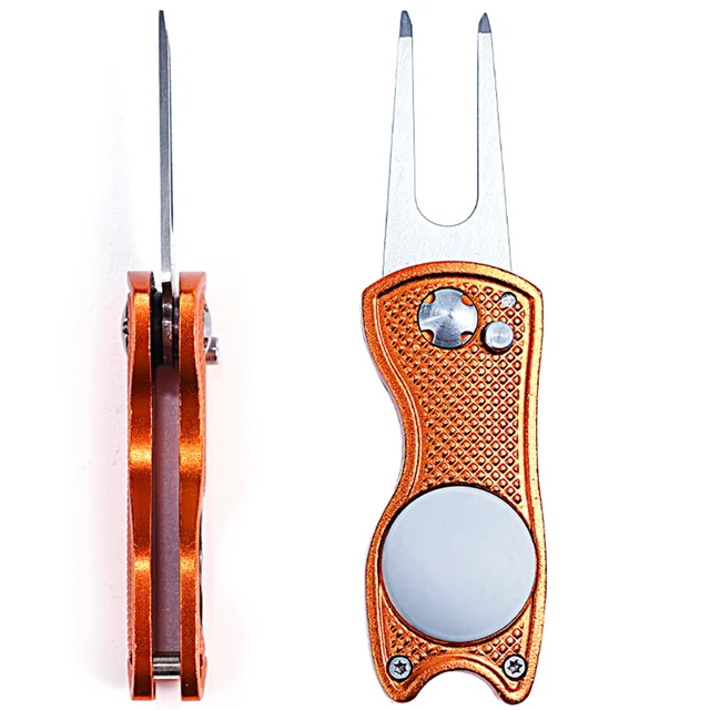 1PC Metalowe składane narzędzie do naprawy Divot Golf z magnetycznym znacznikiem piłki golfowej i wyskakującym przyciskiem Zielone akcesoria do narzędzi Prezent dla Golfe