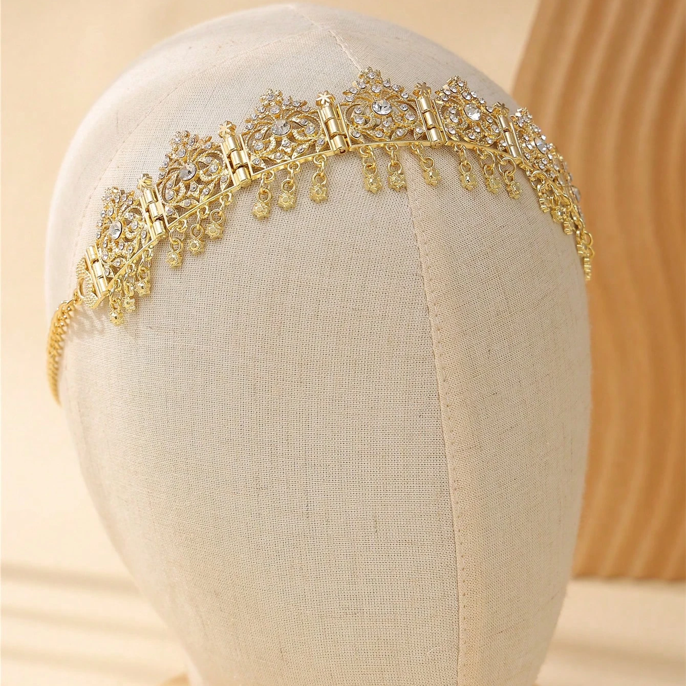 

Women's fashionable vintage head chain delicate tassel design bridal wedding party headpiece