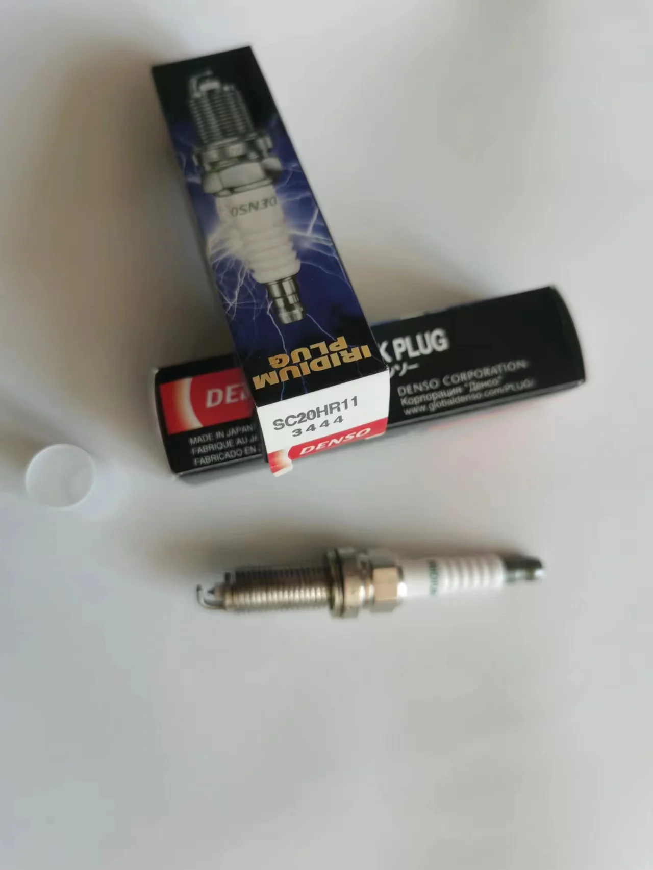 4PCS DENSO Iridium Spark Plugs FOR TOYOTA 90919-01253 3444#4 SC20HR11