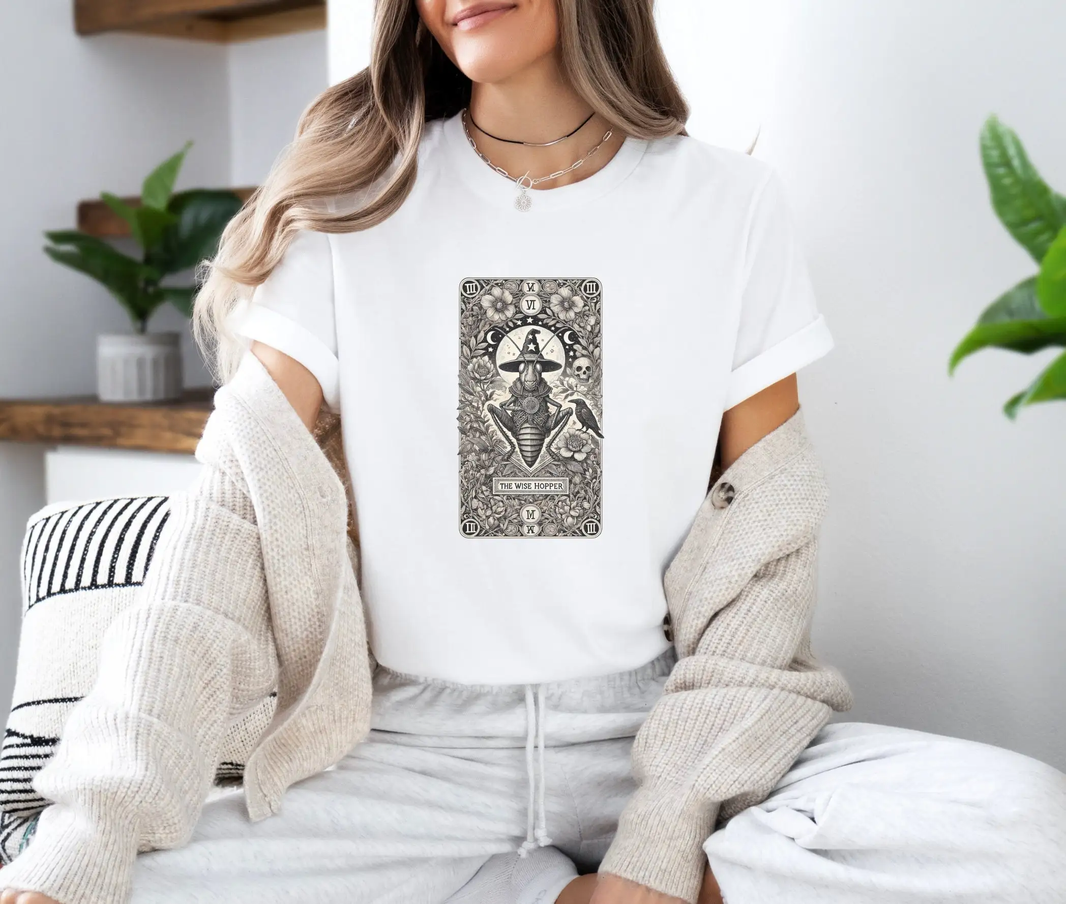 Wise Hopper Tarot Card T Shirt Oracle Psychic Grasshopper Funny Cotton