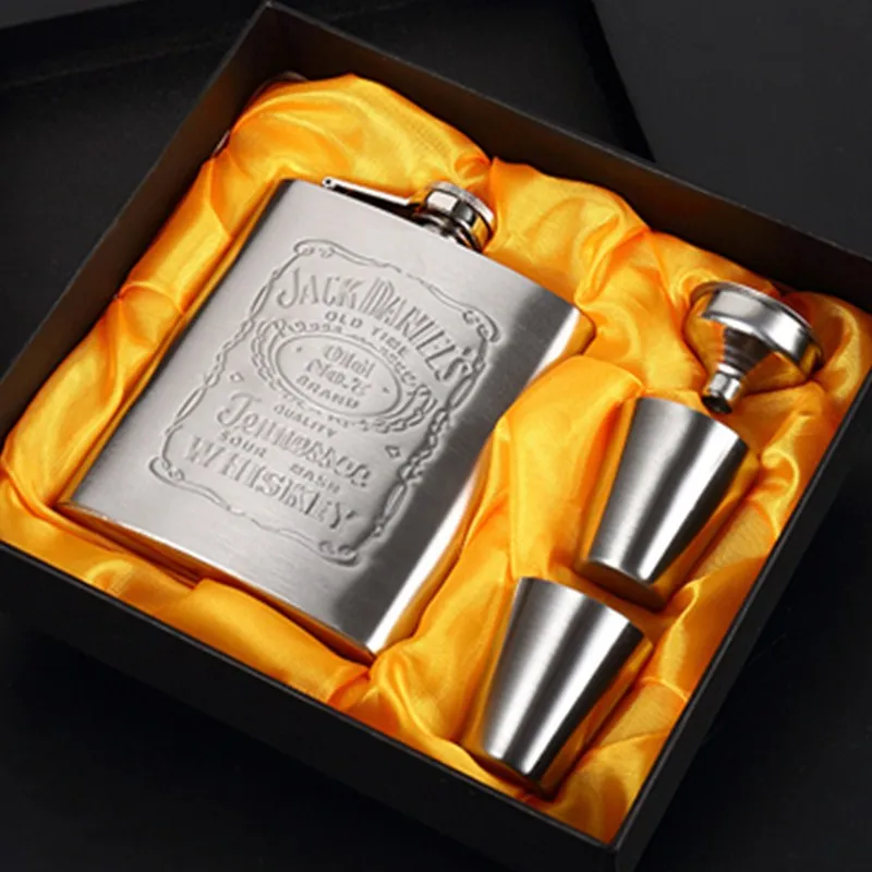 Pocket Portable Stainless Steel Hip Flask 7oz Wine Mug Wisky Bottle With Box Mini Drinkware Alcohol Bottle For Drinker Men Gifts