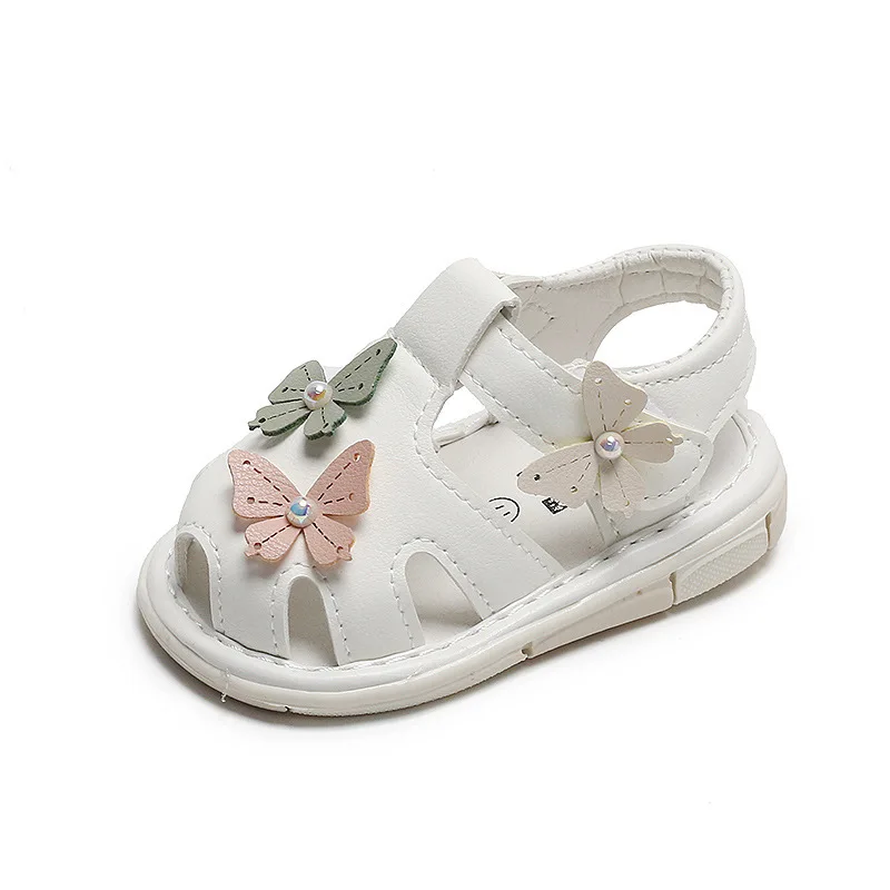 Sandalias de verano para niña, zapatos planos transpirables antideslizantes con fondo suave de mariposa y perlas, para playa y exteriores