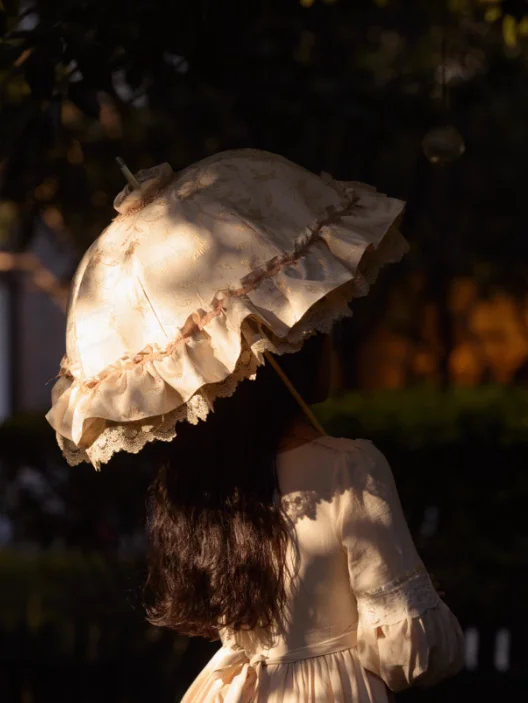 

Elegant Satin Lace Parasol, Homemade Long Handle Umbrella for Women Wedding & Events