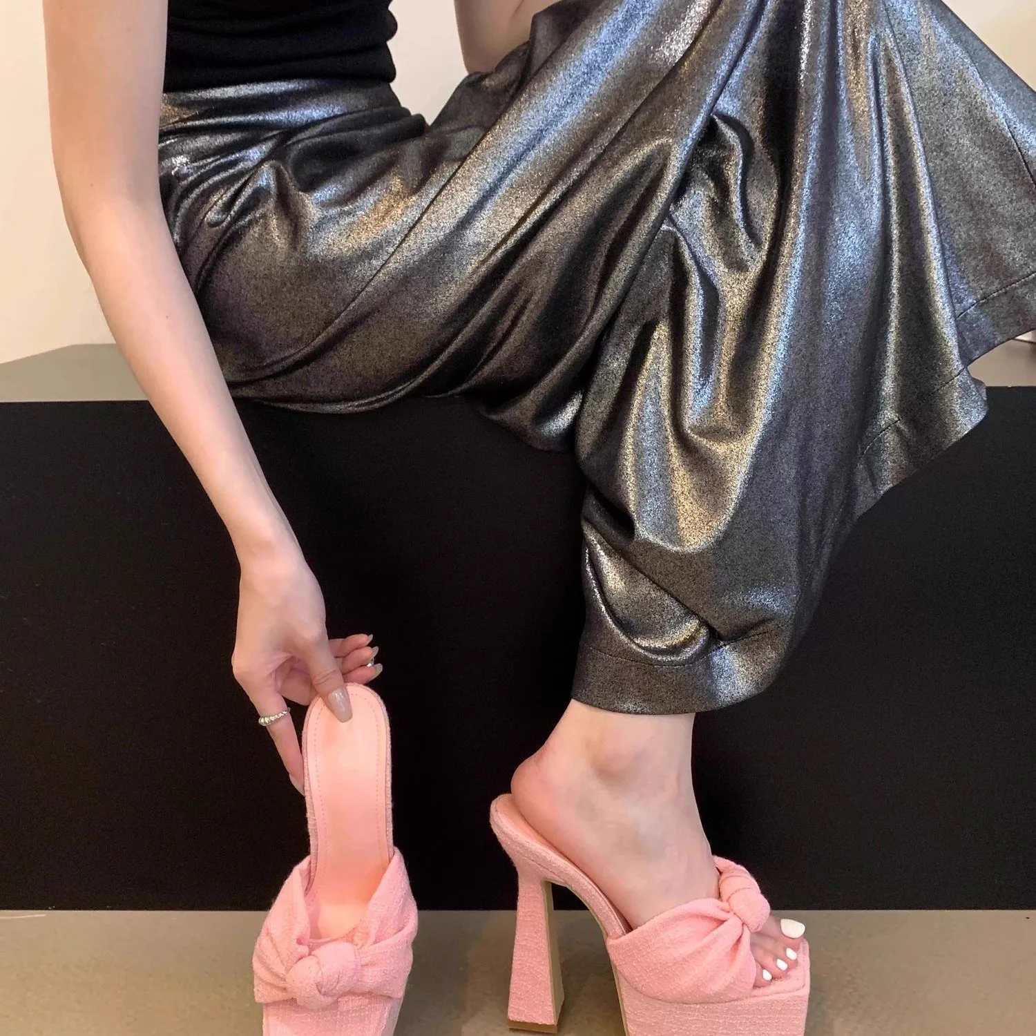 Elevated Heel Sandals Women's Spring Summer 2026 Platform Waterproof High Heels Increase Traction Slippers Fashion Show Shoes