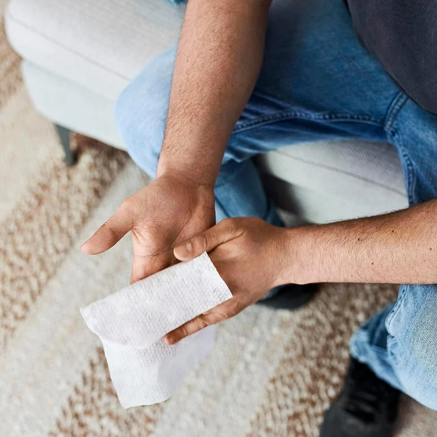 مناديل مطهرة محمولة مناديل مبللة للكحول الصحي بدون تبييض تنظيف طبي للمدرسة والمكتب والسفر في الهواء الطلق