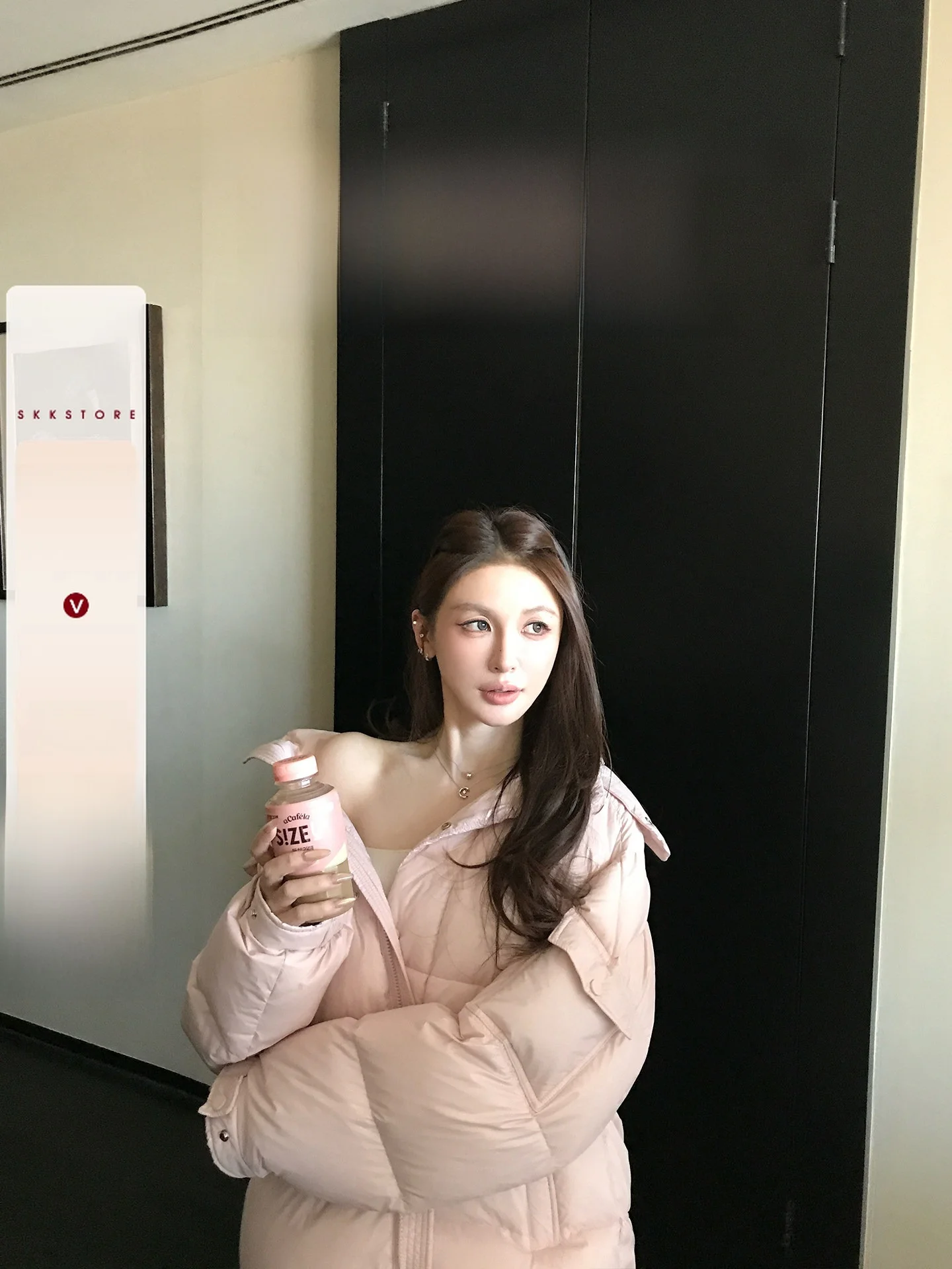 

Skk Store Exclusive Iceberg Goose down Jaet Anti-Water Anti-Dirt Anti-Static 90 White Goose down Hooded Long And ort Sles