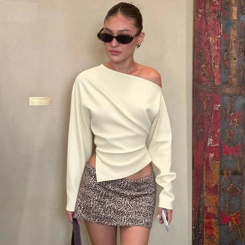 

Summer Women Casual Top Fashion Slim Slit Long Sleeve Pullover Top Sexy Strapless Pleated New Party Looks Top Female Streetwear