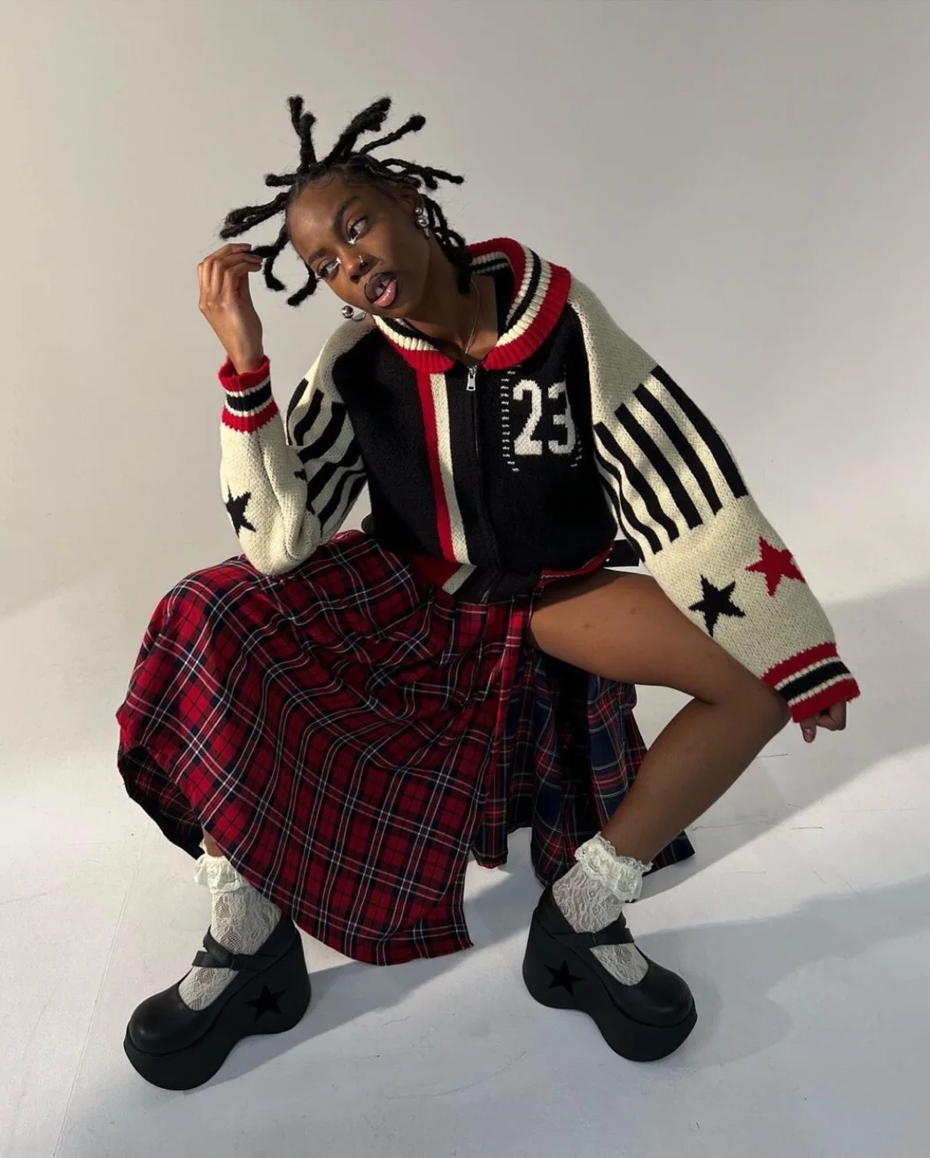 IAMUBABA Londyńska Krata Długa Spódnica Sexy Dziewczyna Pasek w Talii Łączona Spódnica z Rozcięciem Spódnica z Wysokim Stanem w Kształcie Litery A Spódnica z Falbanami Vintage Sle