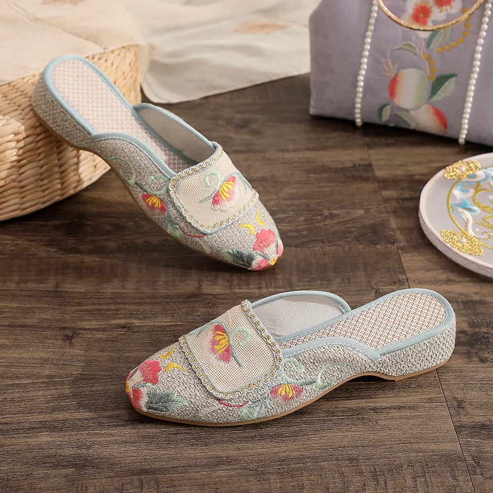 Veowalk Weave Fabric Women Cotton Embroidered Pointy Toe Flat Mules Slipper Retro Chinese Style Summer Shoes Beige Green