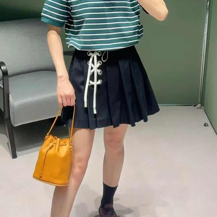 2025 início da primavera novo preto curto saia plissada cinta design fino estilo universitário saia feminina y2k saia