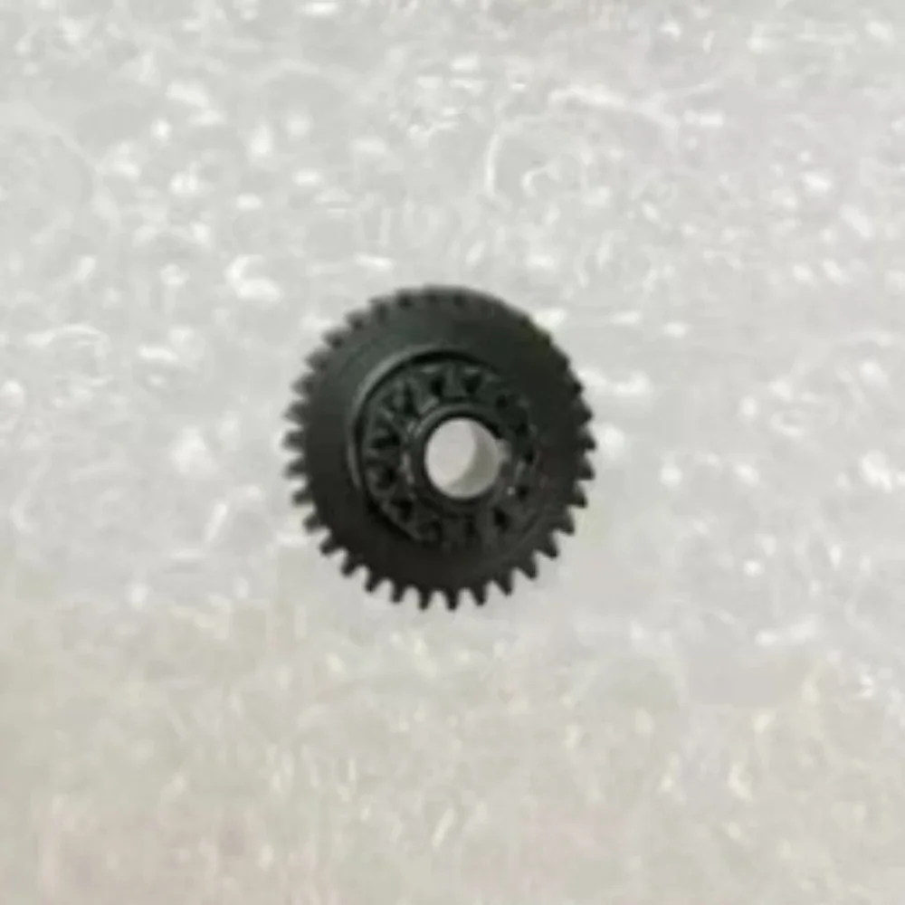 Un set di due nuovissimi per ingranaggi vulnerabili del motore dell'otturatore Canon EOS R, parte di ricambio