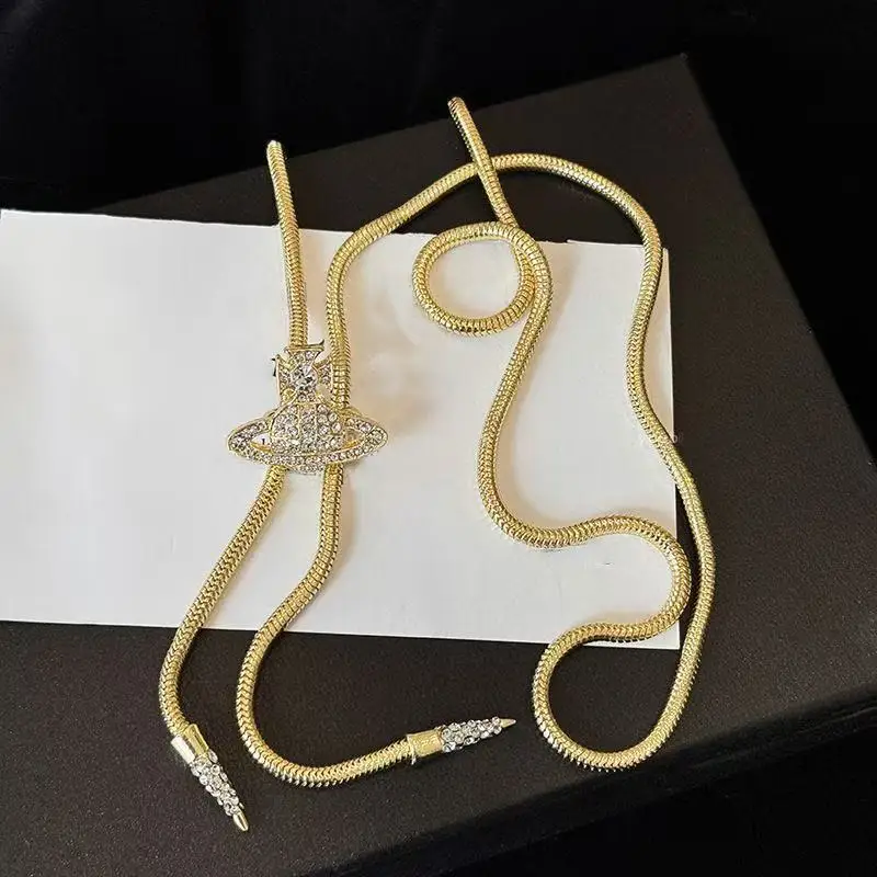 قلادة مخروطية زحل مرصعة بالألماس قابلة للتعديل للنساء؛ سلسلة الترقوة الفاخرة ذات ملمس راقي؛ الاتجاه الأوروبي والأمريكي