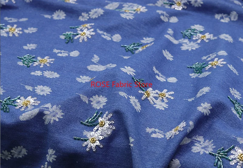 Tela vaquera azul con bordado de cuentas y lentejuelas de Margarita Para pantalones, chaqueta, Telas Para Costura, Tissus Couture, Material de costura