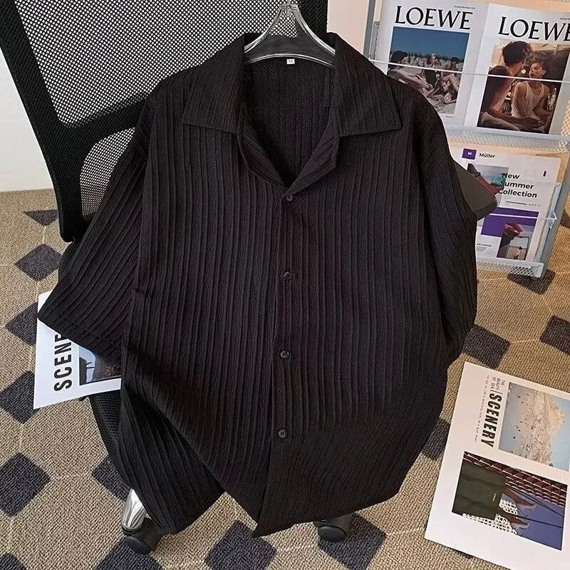 This Is A Thin, Solid-color, Casual and Trendy Shirt for Men Summer Cool and Stylish Five-point Matching Outfit Summer Outerwear