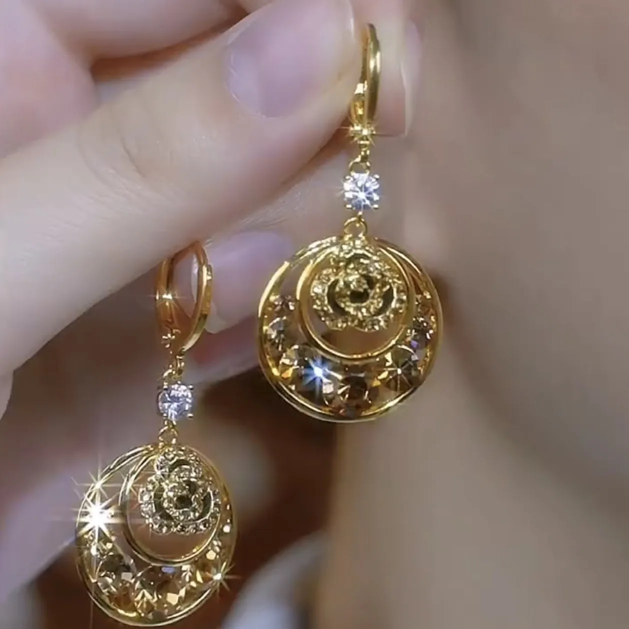 New model Exaggeration online celebrity Fashion Versatile Grand Wire mesh pattern Rose Circle Alloy eardrop