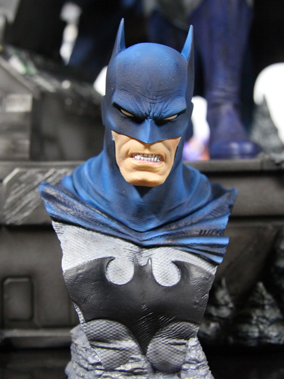 Dc1/3 Batman Justice League Batcave Silent Batman Can Be Replaced With 3 Carved Bust Statues To Send Boys Birthday Gifts