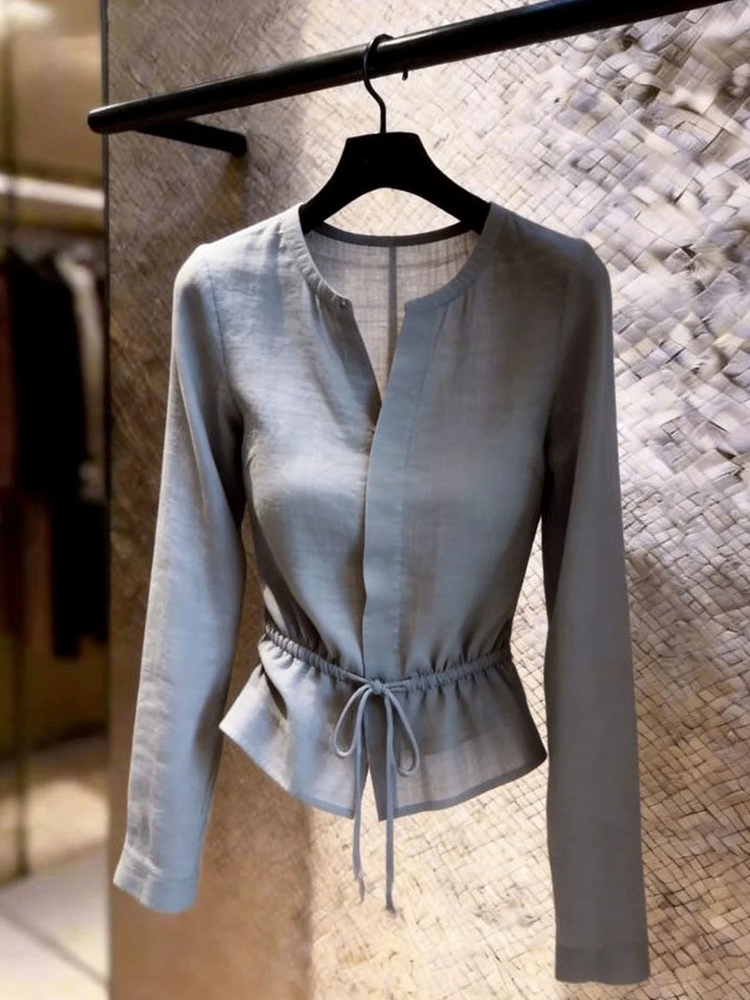 

Stylish Unique Women's Shirt Attractive Design Sensation Summer New Fashion Casual Waist-Cinching Long Sleeve V-neck Open-car...