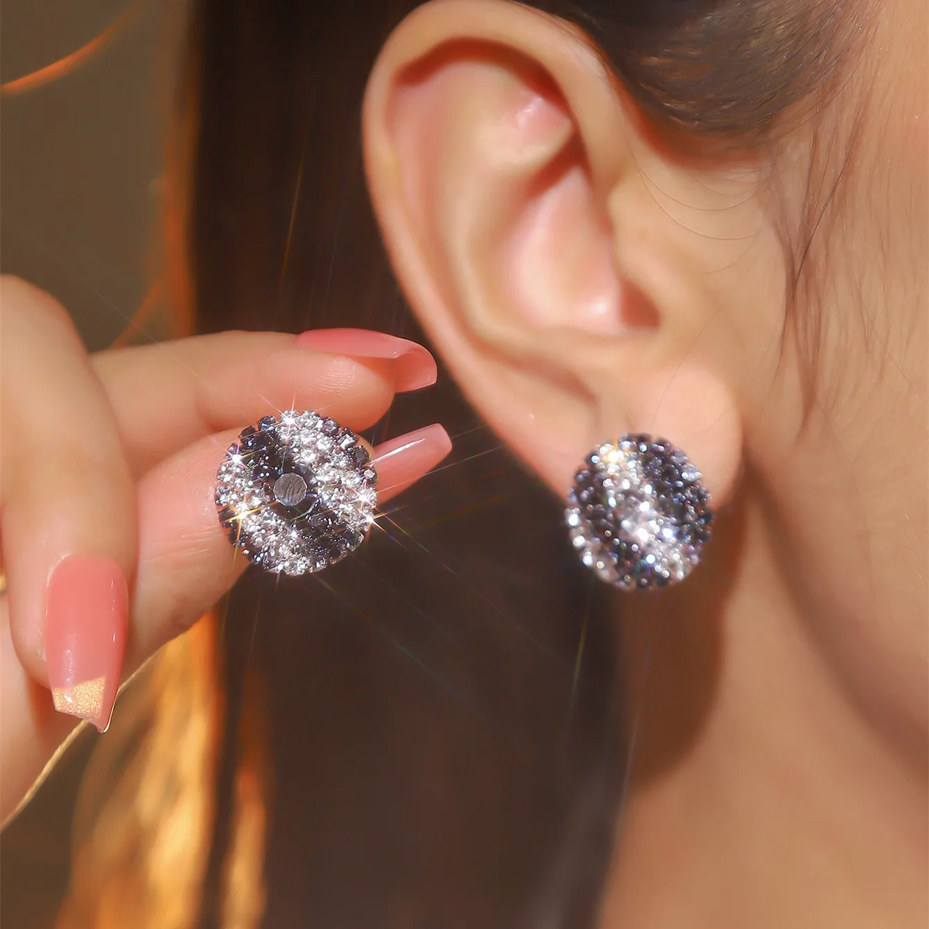 New Shiny Crystal Big Round Stud Earrings For women Full Rhinestone Earring Party Wedding Fashion Jewelry Gifts E672