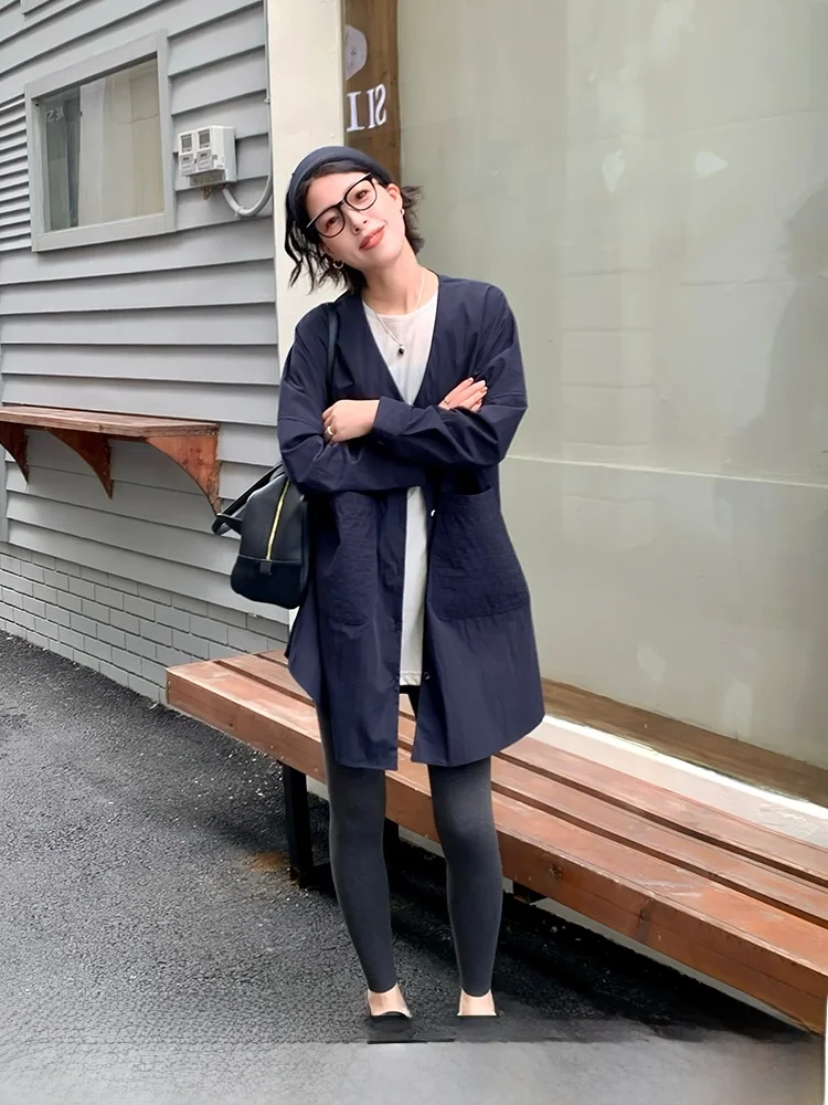 

Loose Women's Long Sleeve Sun Protection Jacket Beibei Dark Blue Casual Design Summer Shirt Artistic Style V-neck Regular Thi...