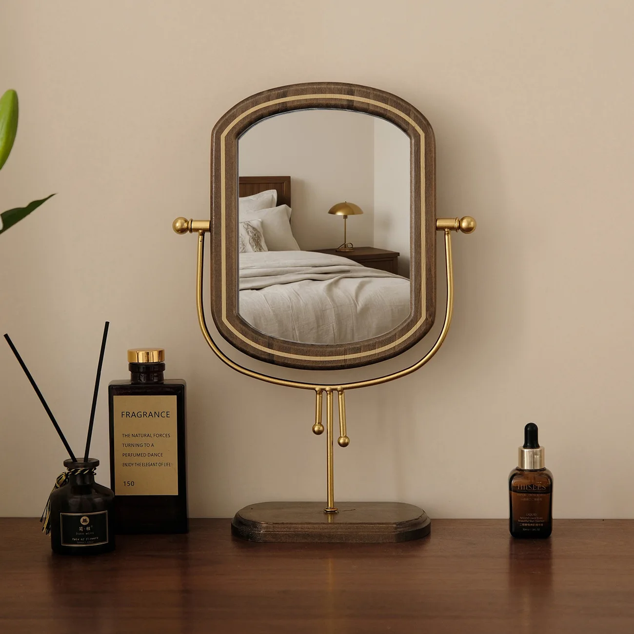 Lustro do makijażu w stylu retro europejskim, minimalistyczne, drewniane, na biurko, do sypialni, obrotowe w pionie, lustro do użytku domowego.