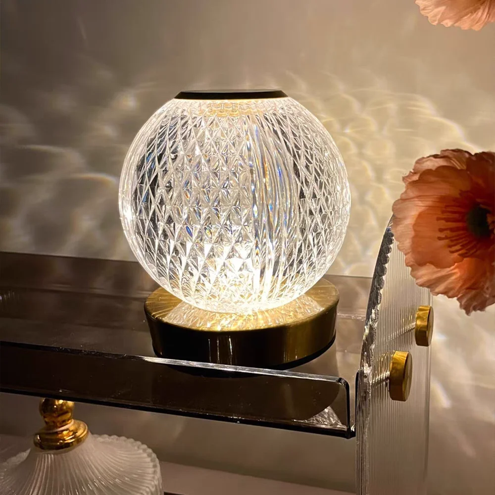 Kryształowa kulawowa nocna perłowa lampa stołowa, nordycka minimalistyczna mała lampka nocna, sypialnia nocna, lada barowa, światło otoczenia USB