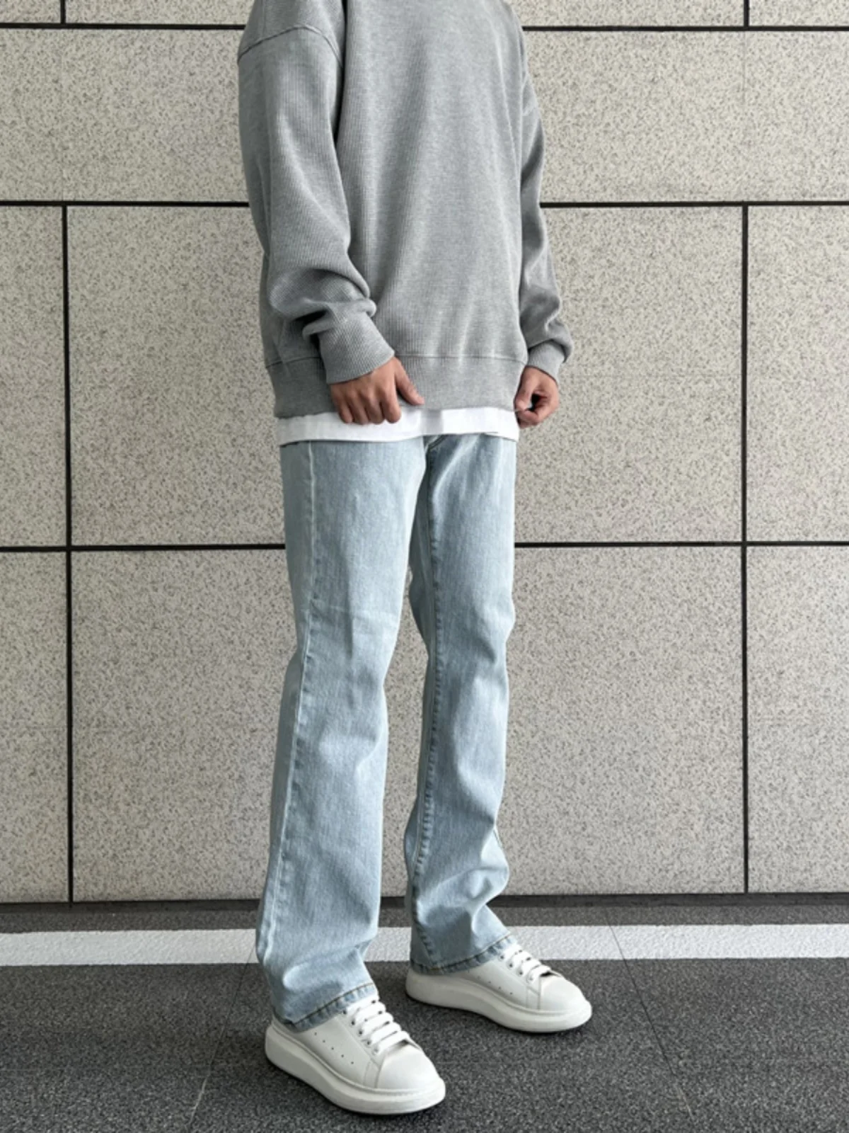 

Американские мужские джинсы High Street светло-голубого цвета, узкие прямые брюки с микро-клешем, винтажный тренд, повседневная одежда на весну и осень