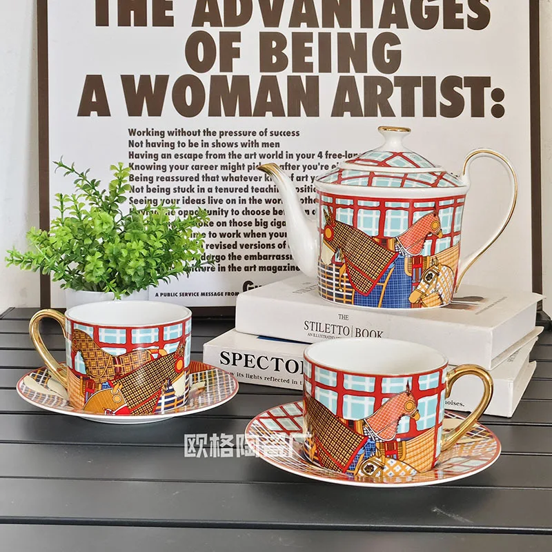 

Exquisite European Light Luxury Bone China Western Plate Cup Saucer Afternoon Tea Teapot Gift Set Mug Elegant Drinkware