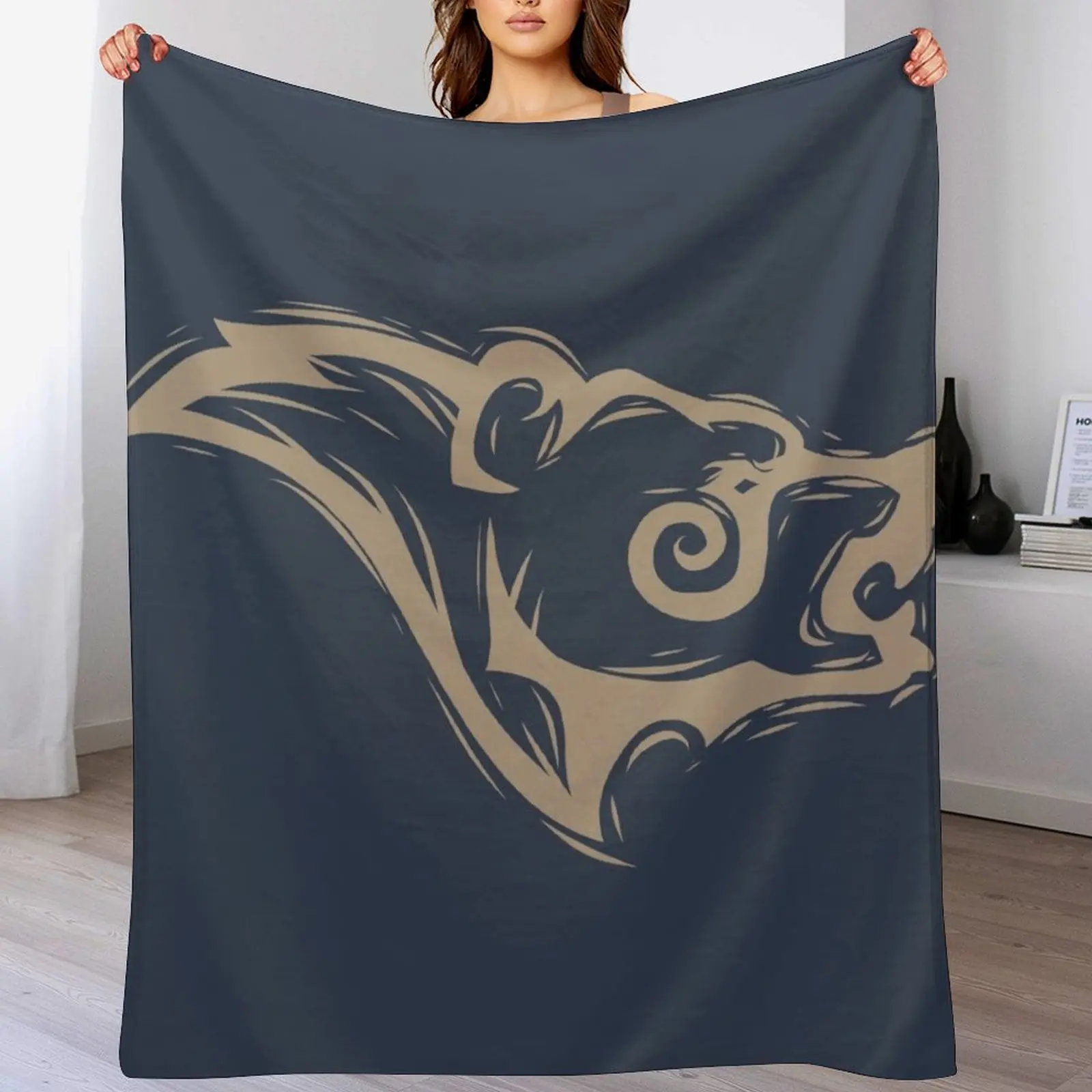 Stormcloak insignia Throw Blanket Thin Retros Comforter Picnic Blankets