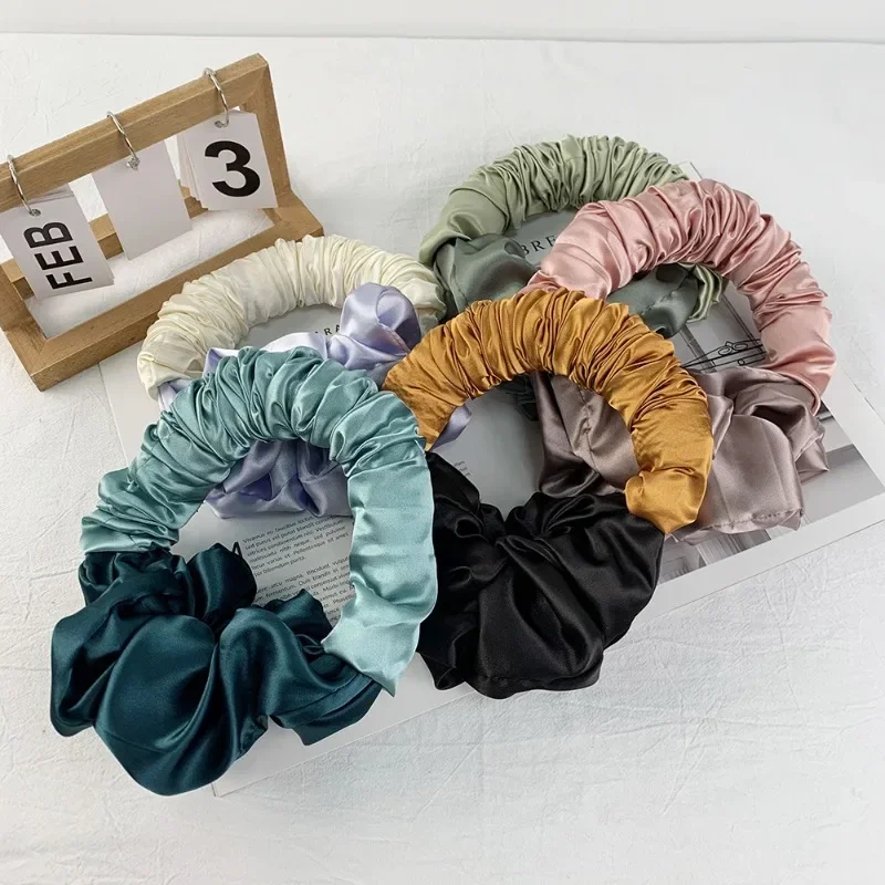 

Heatless Curling Silk Scrunchies Soft Elastic Satin Silk Scrunchies Hair Ties Sleepy Styling Accessories Ponytail Holder