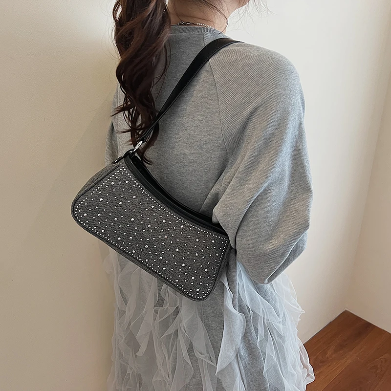 

Women Luxury Leather Fashion Classic Shoulder Crossbody Tote Bag Elegant Designer Handbag For Everyday Stylish Outfits