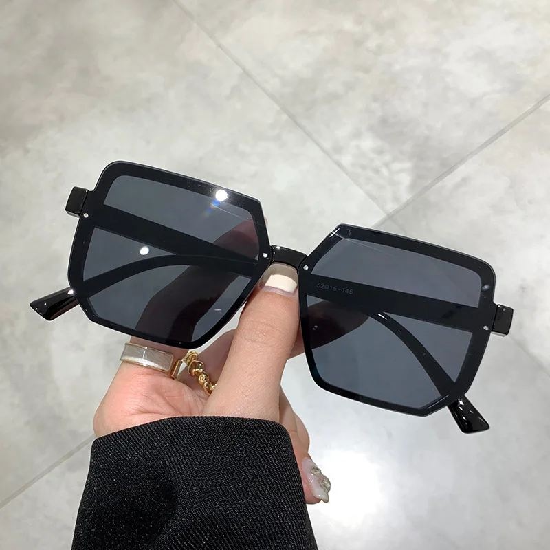 Große Rahmen Vintage Sonnenbrille Frauen Männer Marke Quadrat Sonnenbrille Retro Brillen Goggle für Männlich Weiblich Polygon Sonnenbrille ﻿ ﻿ – Detail 2