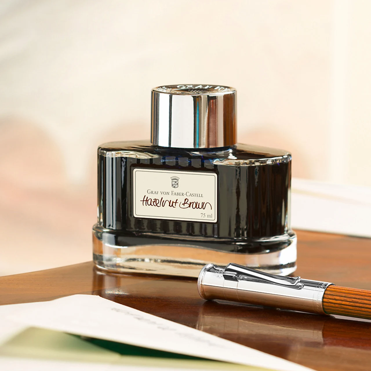 

Чернила в бутылках Graf von Faber-Castell, 75 мл, сменный блок — фундук, коричневый, Yozakura, оливково-зеленые, неуглеродные чернила для ручек