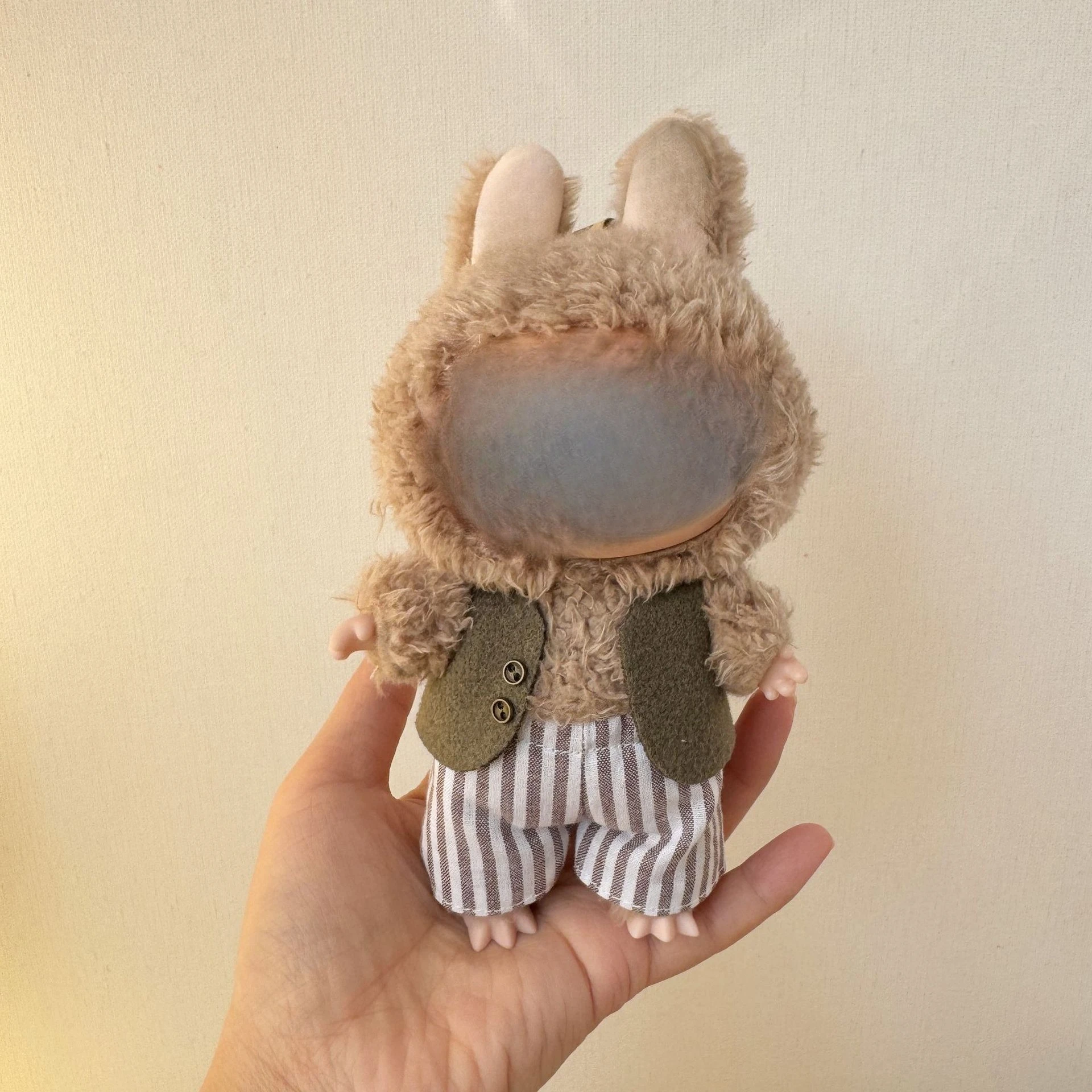 Handgefertigte 10cm Puppenklei – Vintage Toy Collector Bewertung und Preis