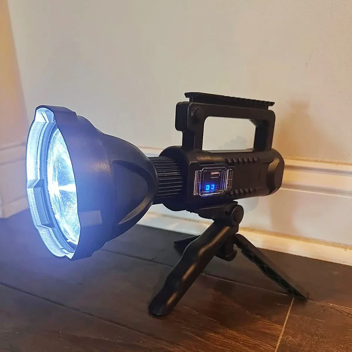 NEW Most Powerful P150 LED Portable Lamp Rechargeable Strong Light Searchlights Super Bright Outdoor Multi-function Flashlights