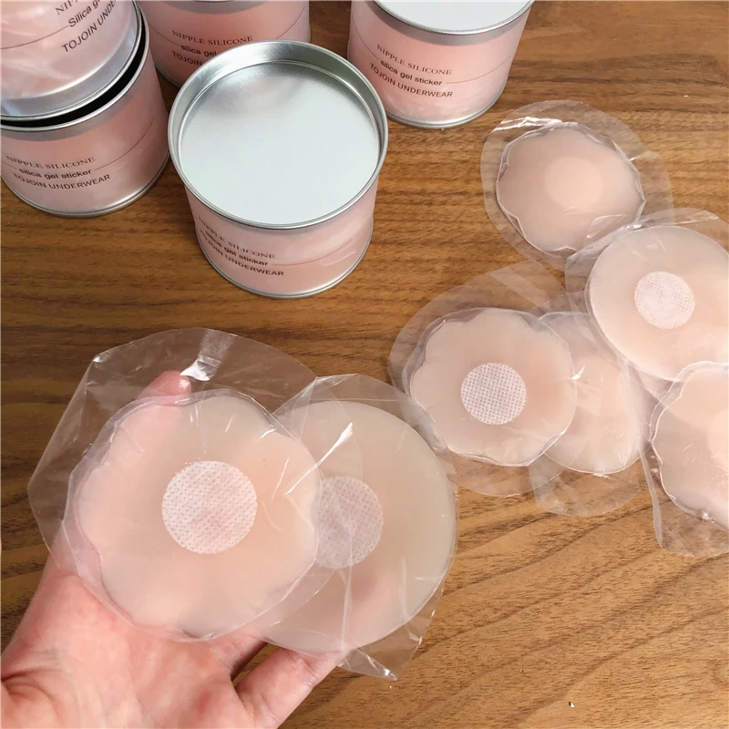 Reusable Women Breast Petals Lift Nipple Cover Invisible Petal Adhesive Strapless Backless Stick on Bra Silicone Breast Stickers