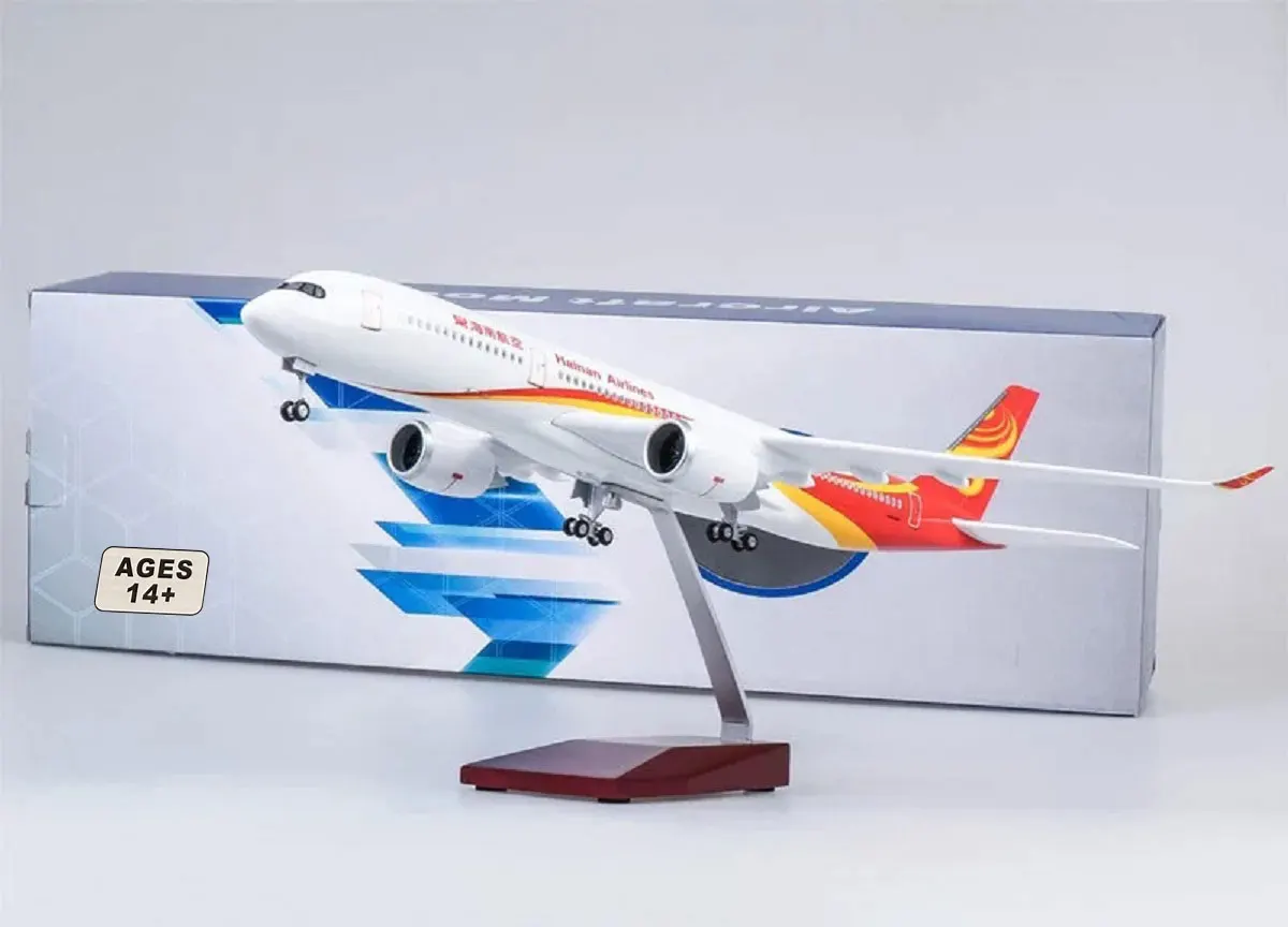 

Scale Large 47cm Airplane Model Hainan in China Sea Airlines Airbus 350 Plane Model Diecast Airplanes with LED Light for Collect