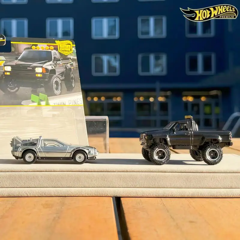 Hot Mattel Wheels Premium Car Culture Diecast 1:64 Scale Twin Pack Back To The Future DMC Volkswagen Golf Model Toy Cars Gift