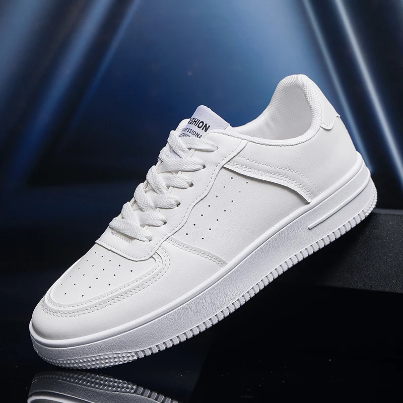 

White Men Casual Sneakers Non-slip Sports Shoes Men's Skateboard Shoes Low Top Walking Shoes Man Breathable Comfy Flat Sneakers