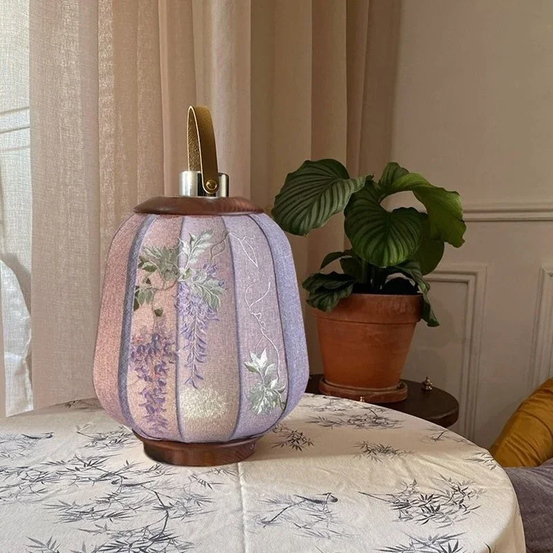 New Chinese heavy industry embroidered portable lamp, bedroom bedside night lamp