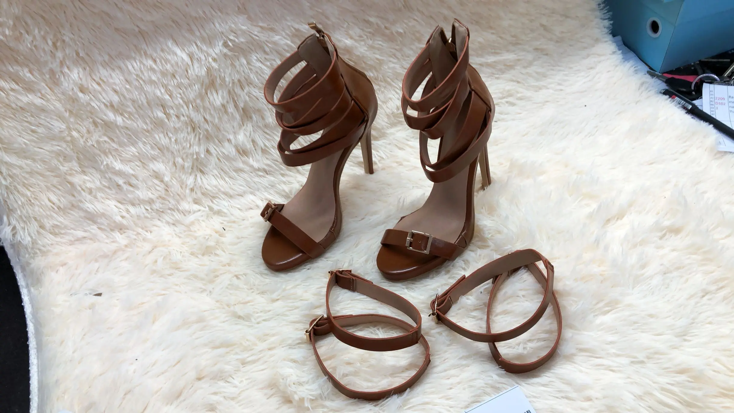 

Summer Women Buckle Straps Brown Leather Sandals Straps Fasten Heels Gladiator Cutout Thin heels Sandalias Outfit Footwear