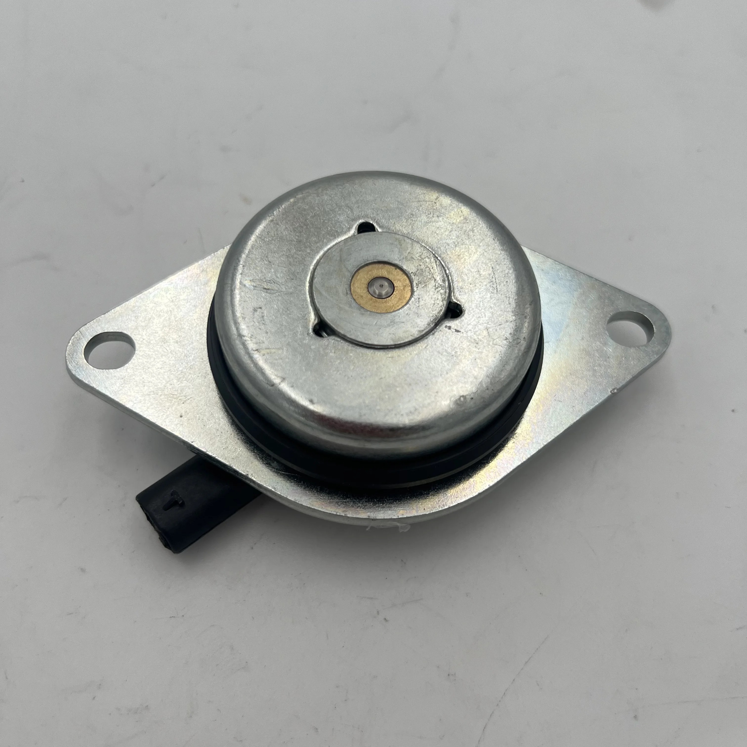 55562223 Automotive Parts Camshaft Adjustment Control Valve for Buick Encore 2013-2022 55562223
